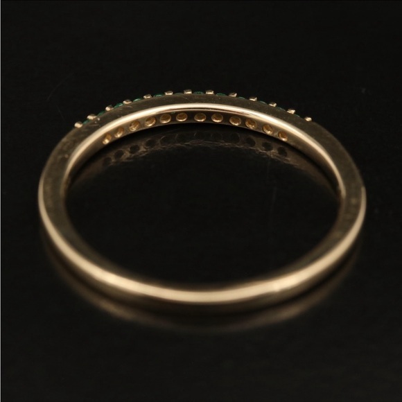 14K Emerald Band - Picture 7 of 7